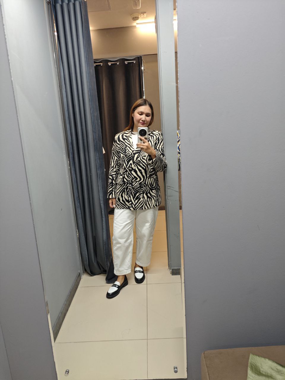 Шопинг с клиенткой❤️&lt;br&gt;
&lt;br&gt;
Вчера закупили классную пляжную капсулу - от купальников до нарядов на вечерний променад, экскурсии и даже образ для полета✈️&lt;br&gt;
&lt;br&gt;
Кто также хочет собраться в отпуск, за 2-3 часа в удобное для вас время?&lt;br&gt;
❗Свободные даты для шопинга на июль - 12-18 июля title=